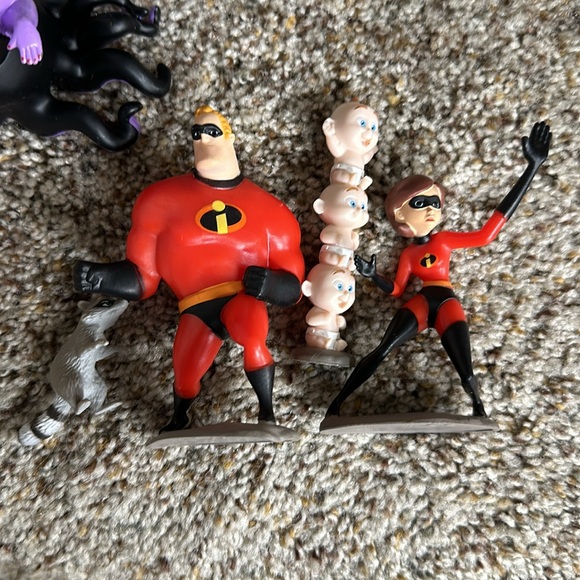 Disney figurine lot - Picture 3 of 10